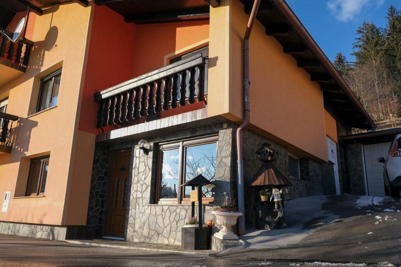 Apartment Jorsi With Mountain View Zreče Exterior foto